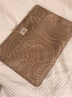 Herschel Supply Company green Contour Print laptop case